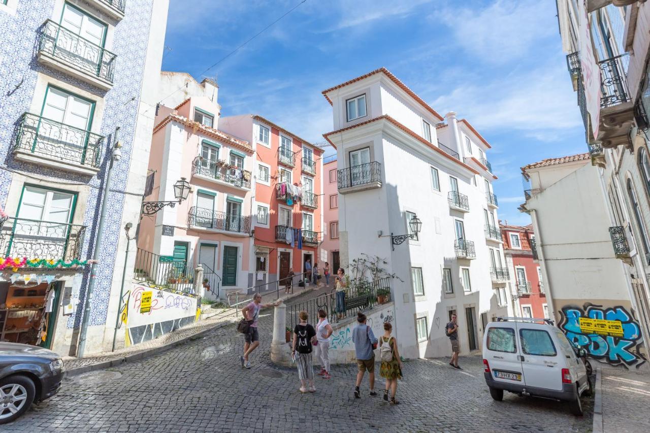 Typical Alfama Apartment, By Timecooler リスボン エクステリア 写真